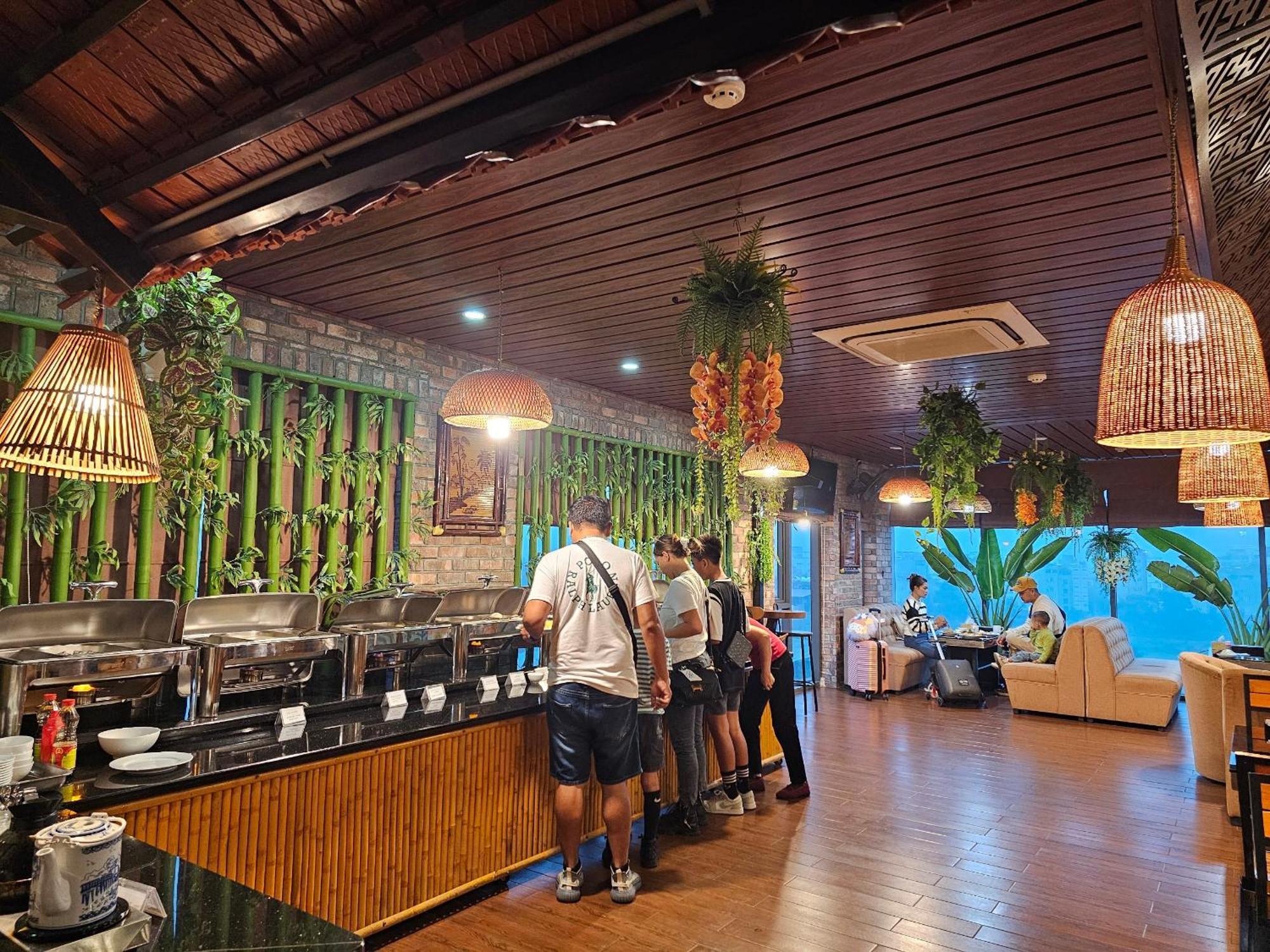 Kawasaki Noi Bai Airport Hotel Kültér fotó
